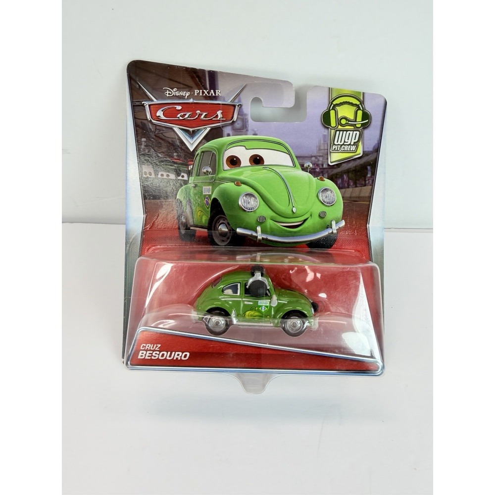 Mattel Disney Pixar Cars WGP Cruz Besouro Volkswagen VW Beetle 1:55 Diecast